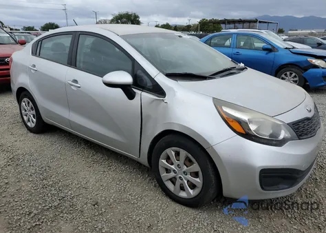2015 Kia Rio Lx из США, поврежденный, VIN KNADM4A39F6445362
